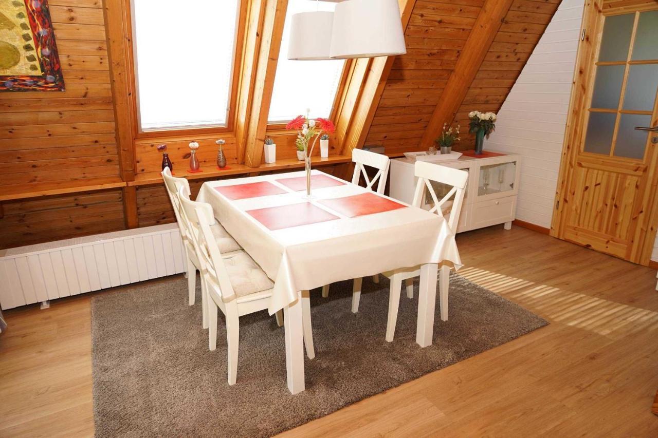 Zeltdachhaus Mit Moderner Ausstattung Villa Damp Luaran gambar